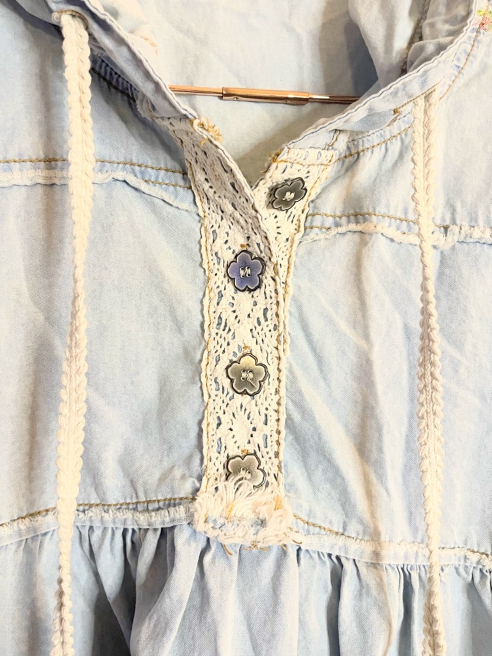 POL Embroidered Chambray Top with Hoodie Cottagecore Boho Cotton Small - Picture 6 of 12